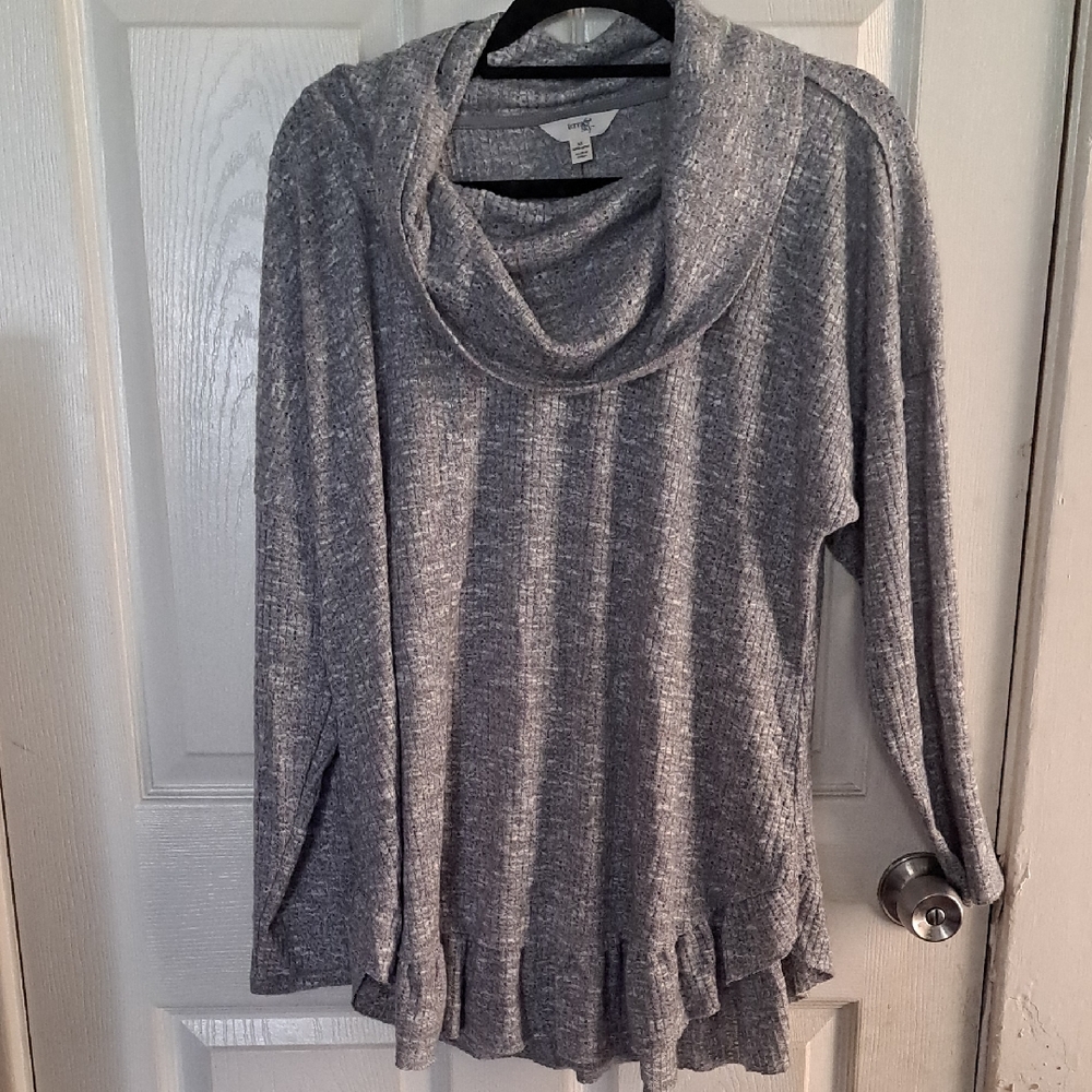 Terra & Sky Heathered Gray Cowl Neck Sweater